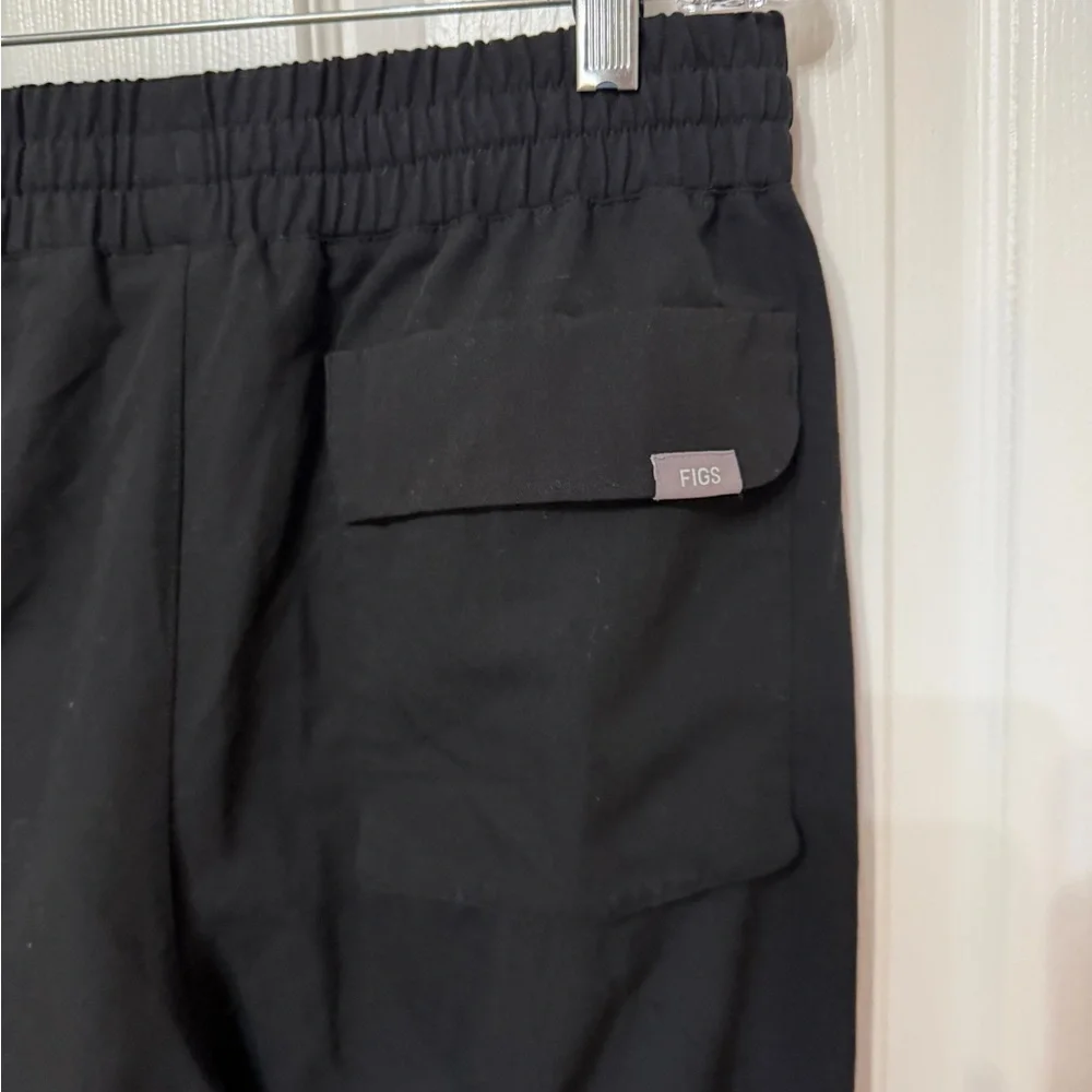 FIGS black mens straight leg scrub‎ pants with flap pocket XL